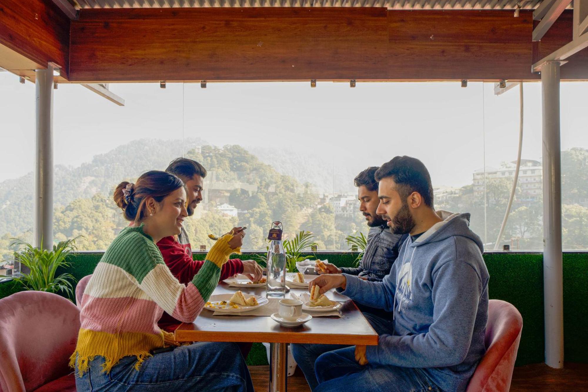 Hotel Super @Mall Road Mussoorie Exterior foto
