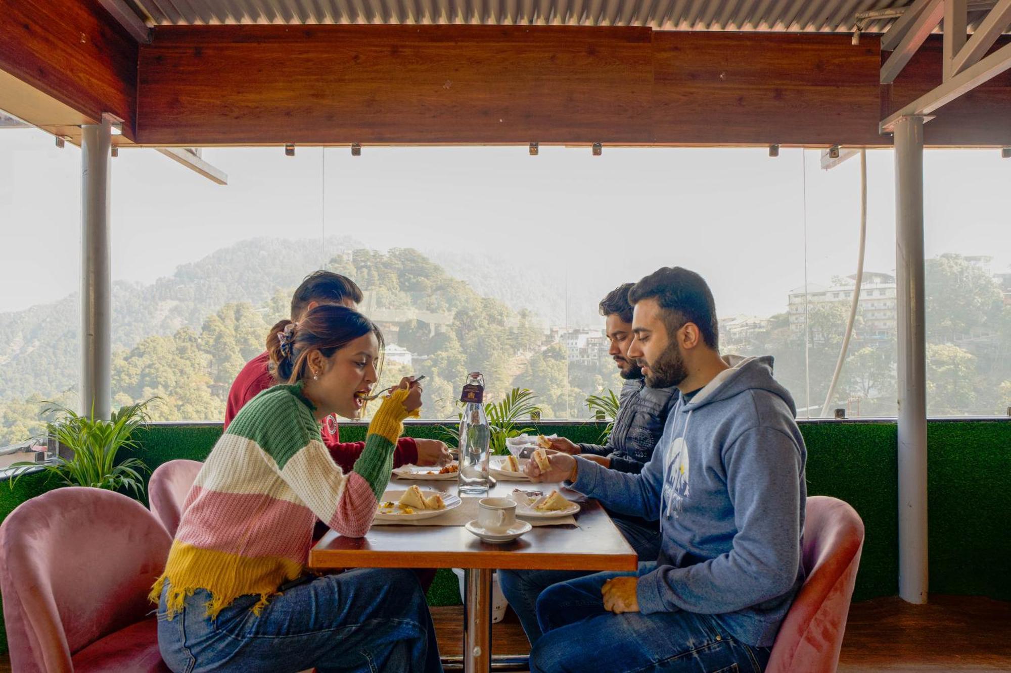 Hotel Super @Mall Road Mussoorie Exterior foto