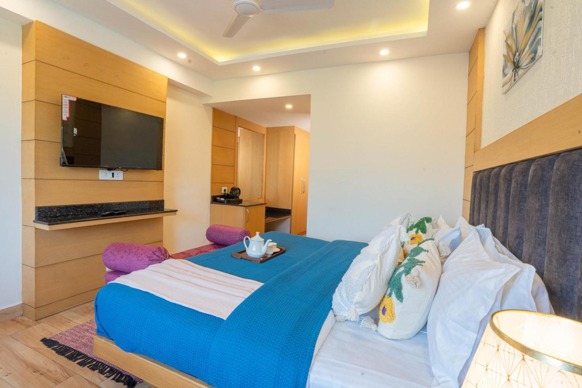 Hotel Super @Mall Road Mussoorie Exterior foto